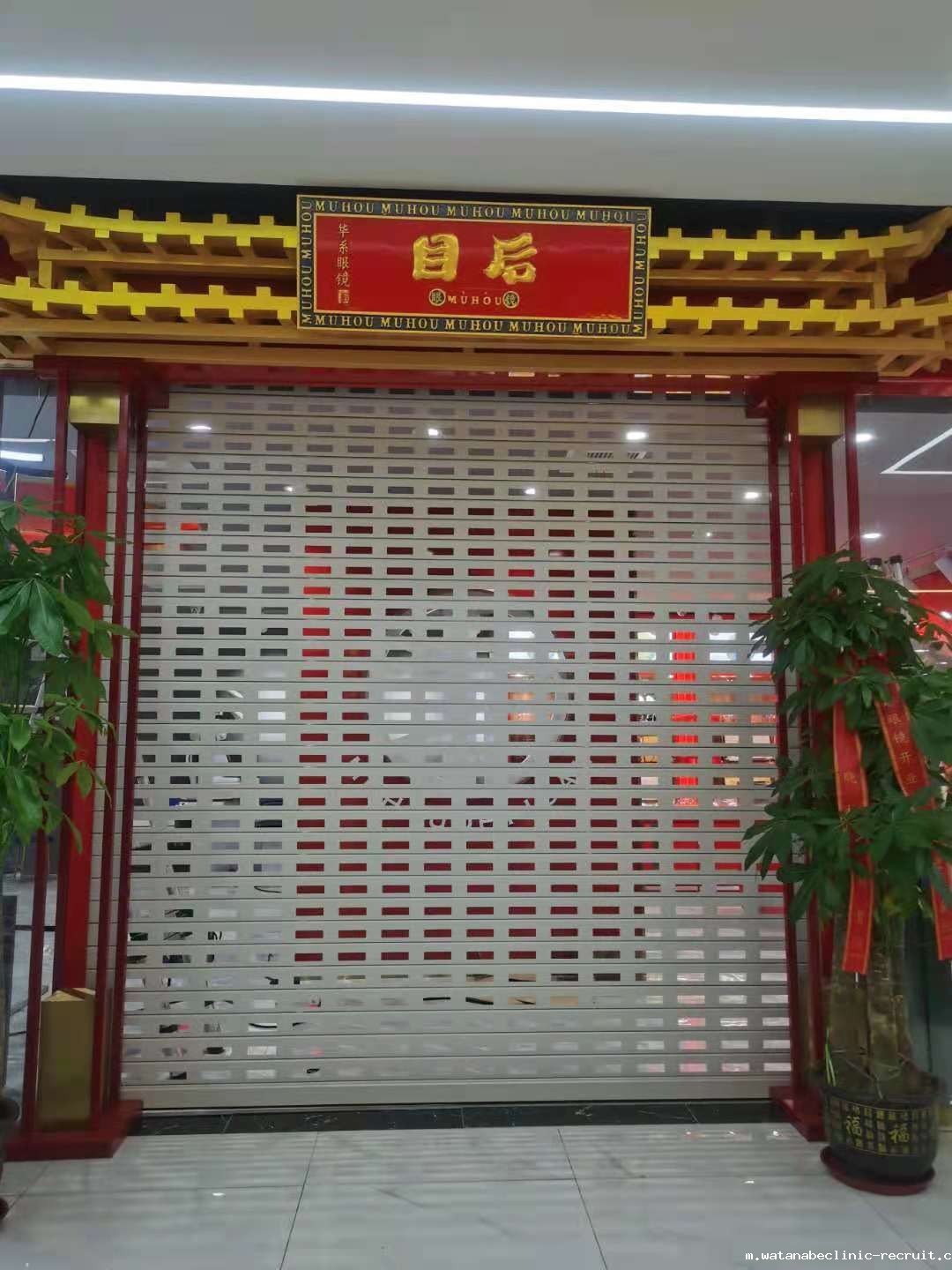 卷帘门VS传统门锁：一场空间与的“隐形较量”